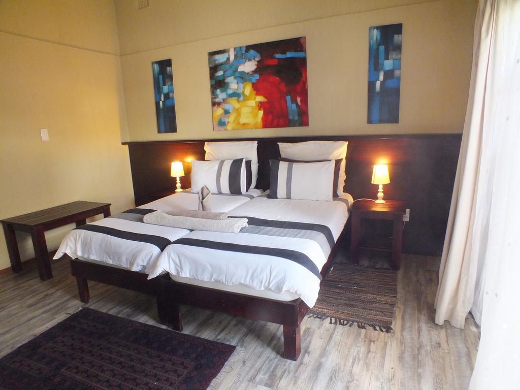 Uzuri Guesthouse Cc Windhuk Pokój zdjęcie