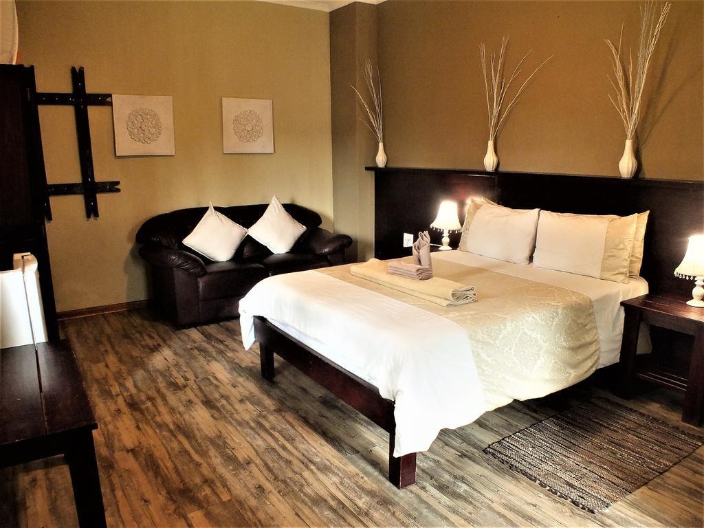 Uzuri Guesthouse Cc Windhuk Zewnętrze zdjęcie