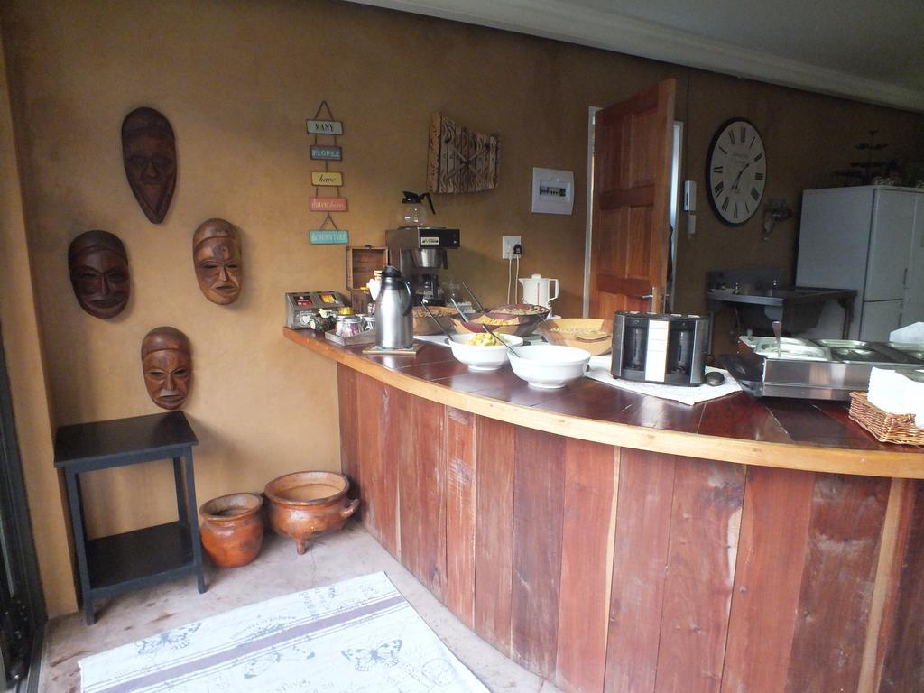 Uzuri Guesthouse Cc Windhuk Zewnętrze zdjęcie