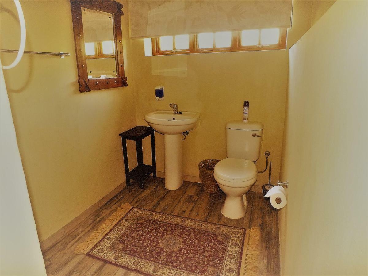 Uzuri Guesthouse Cc Windhuk Zewnętrze zdjęcie